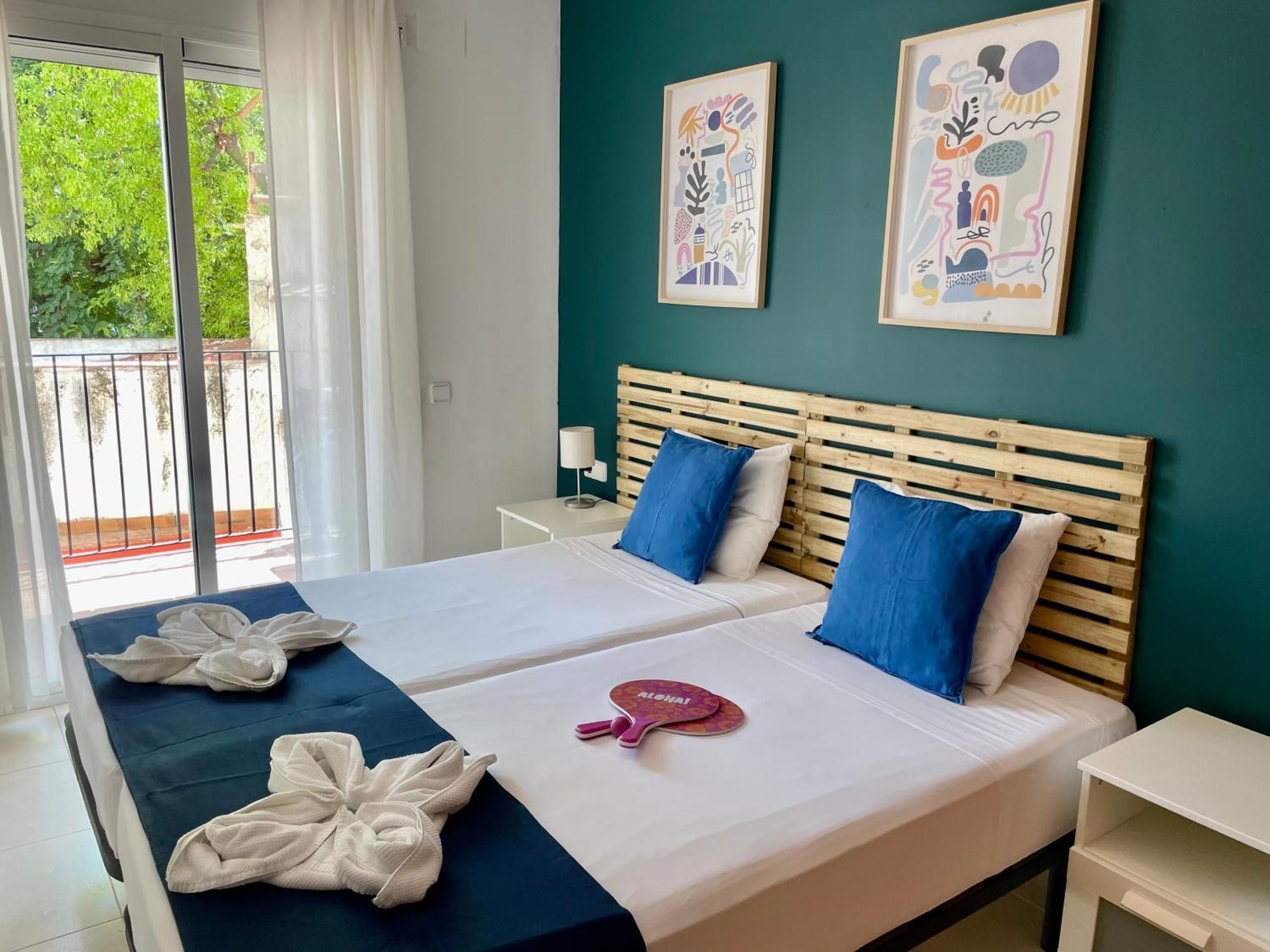 Sant Pau Beach Home With Terrace ซีเจส ภายนอก รูปภาพ